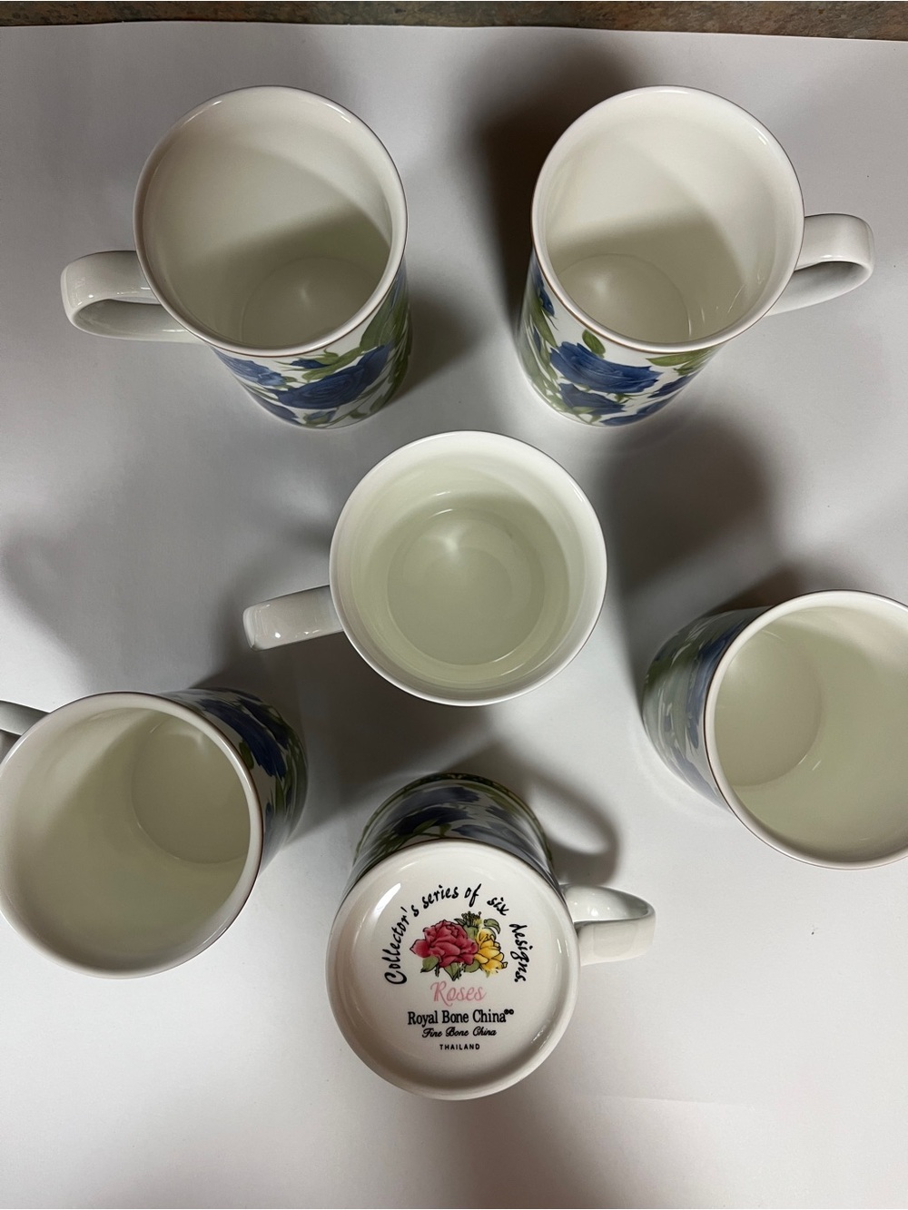 Royal Bone China - Picture 2 of 2